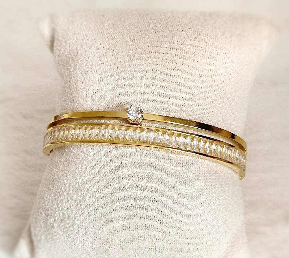 ✨ Stainless steel Gold Zircon Studded Carte Cuff Bracelet ✨