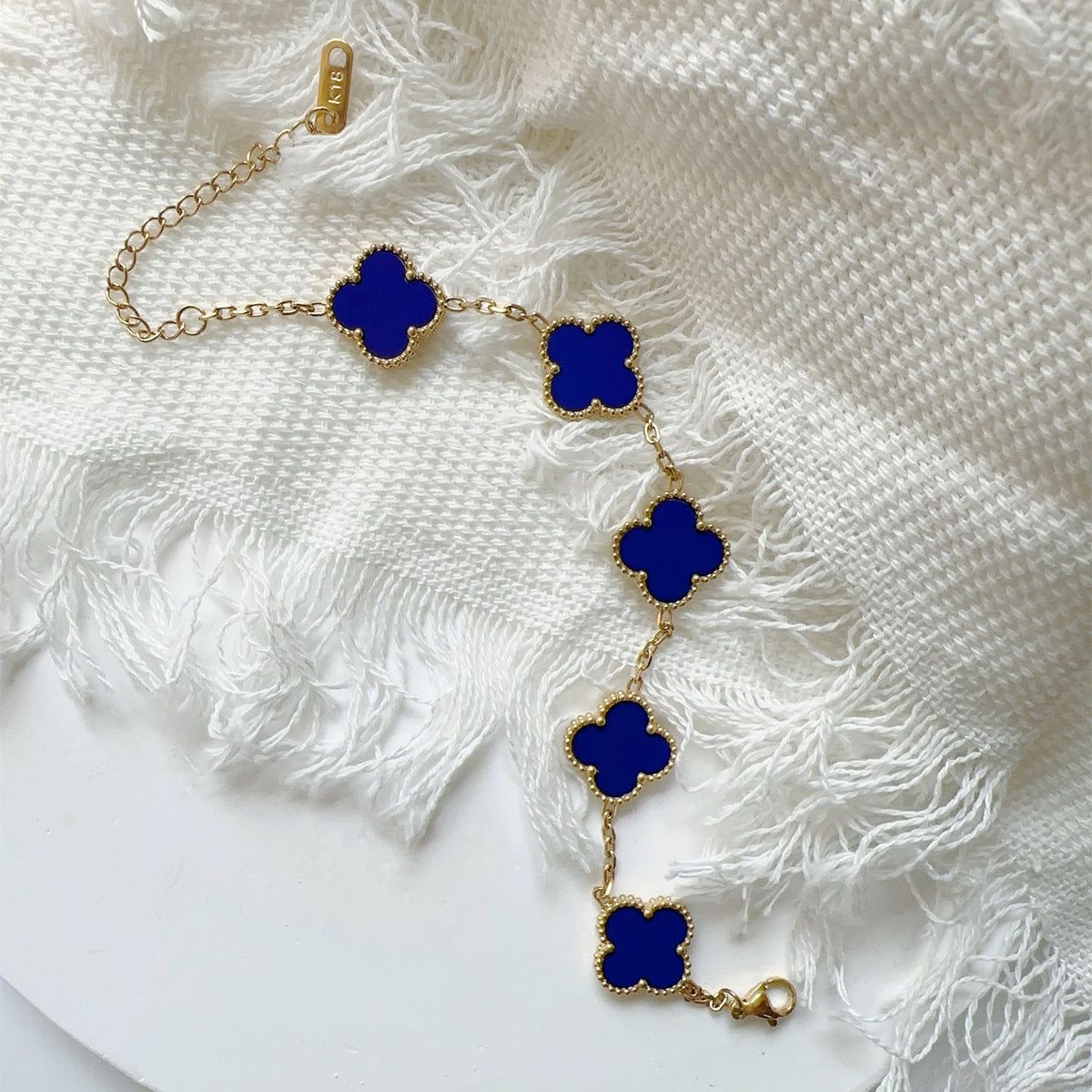 ✨Exquisite Stainless steel Blue clovie Chain Bracelet ✨
