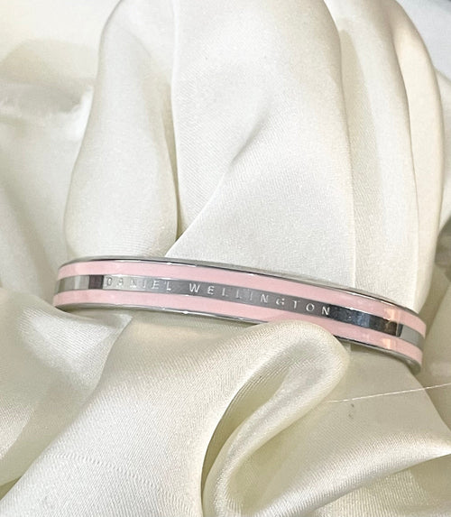✨Exquisite DW SilverXPink Cuff Bracelet ✨