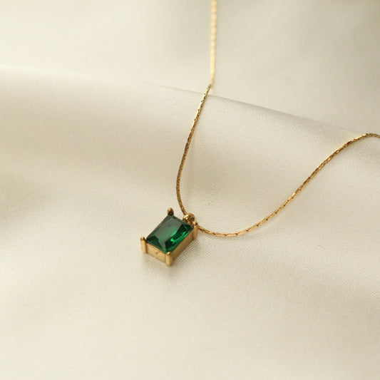 ✨Stainless steel Gold Emerald Zircon Pendant ✨