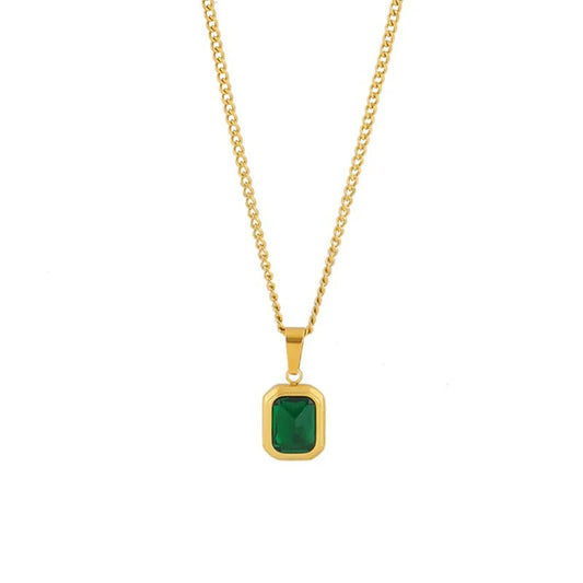 ✨Emerald Gold Serenade Pendant✨