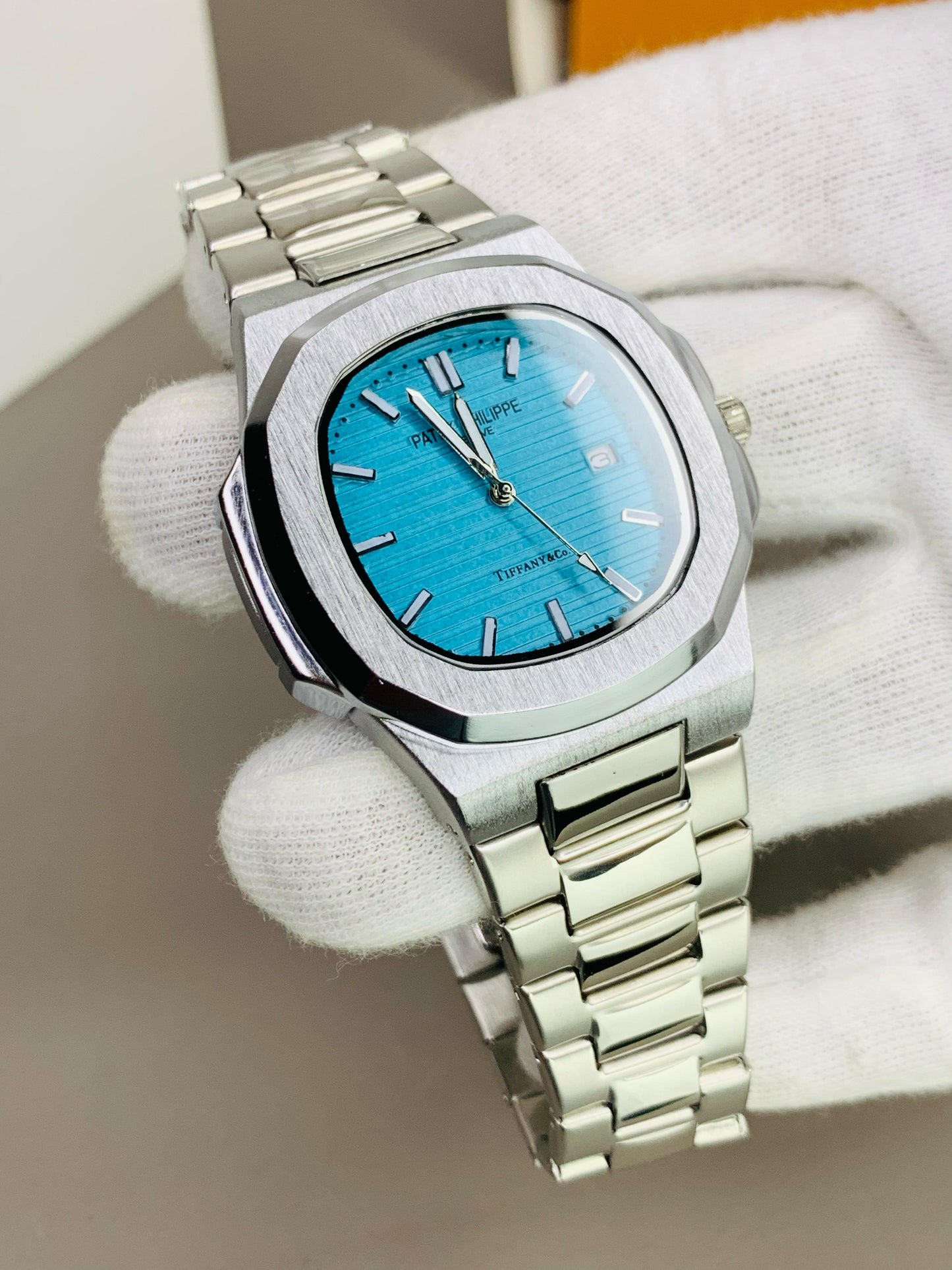 A Grade Nautilus Sapphire Dial Silver watch 🔥
