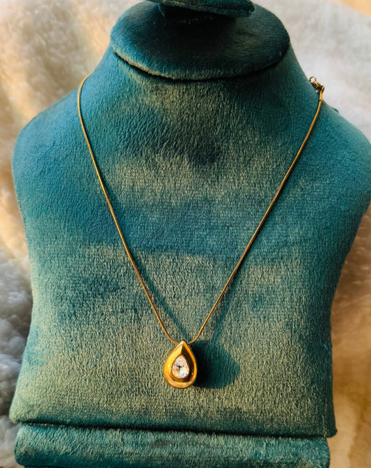 ✨Stainless steel Gold Zirconia Tube Pendant ✨