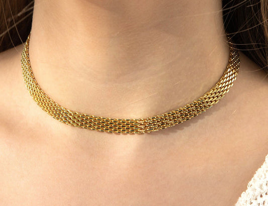 ✨Exquisite Stainless steel Gold Rovena Necklace ✨