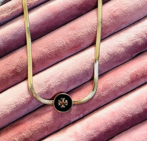 ✨Stainless steel Black enamel tory Snake chain Pendant ✨