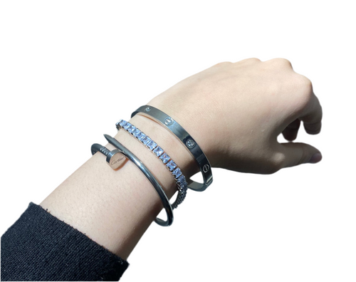 ✨Silver tennis Carte stack Set✨