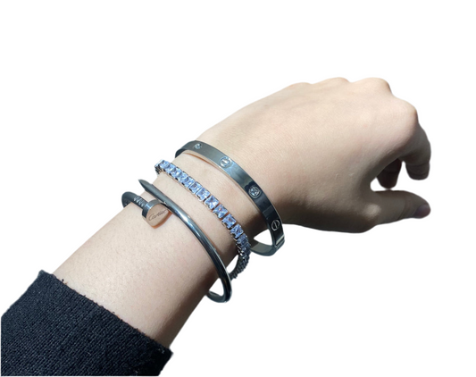 ✨Silver tennis Carte stack Set✨