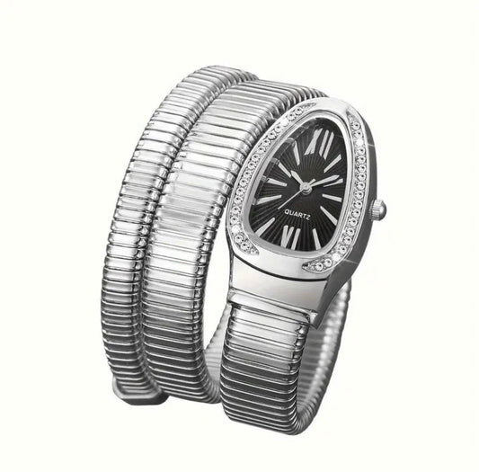 ✨Crystal studded Black dial serpenti snake Silver Bvlg watch✨