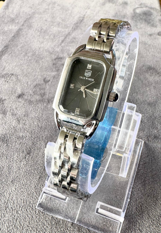 Jubilee chain black dial watch