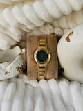 ✨Exclusive Gold Emerald Dial Classic True worth watch ✨